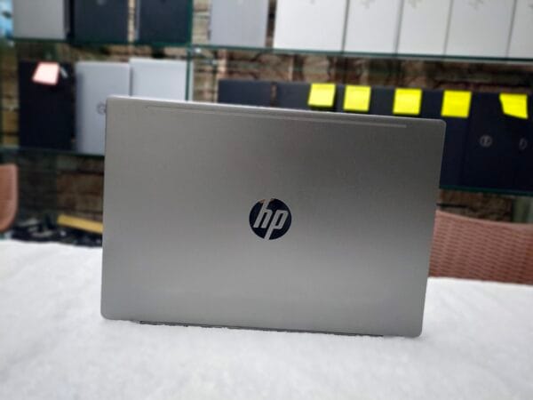 HP pavilion 14-ce3065st - Image 5