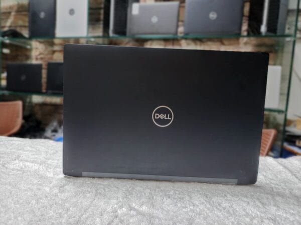 Dell Latitude 7490 - Image 5