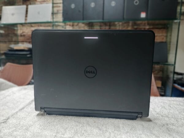 Dell latitude 3340 - Image 4