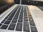 HP Elitebook 840 G8 - Image 2